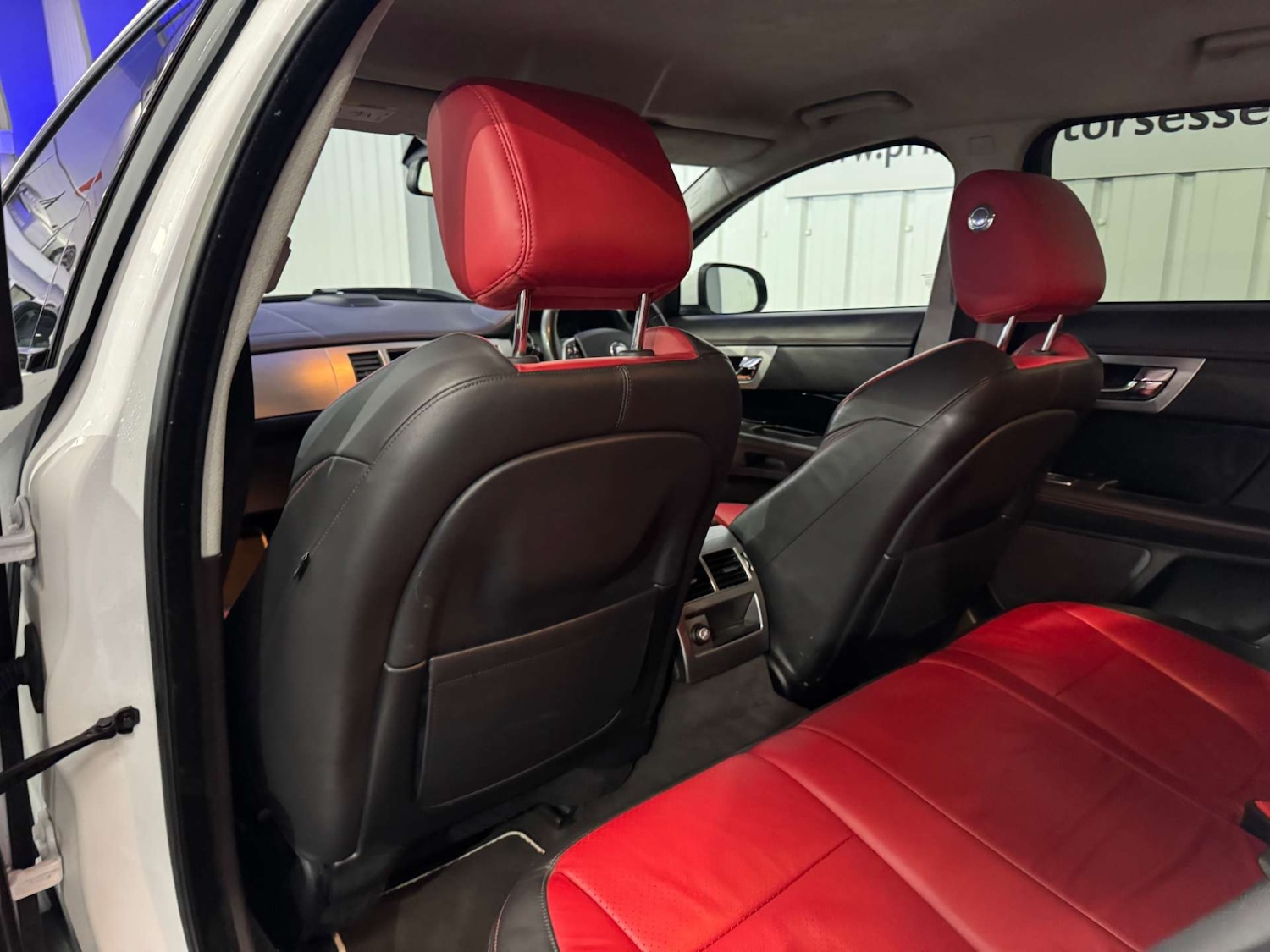 Used Jaguar XF 2014 for sale - 77378395: Photo 40