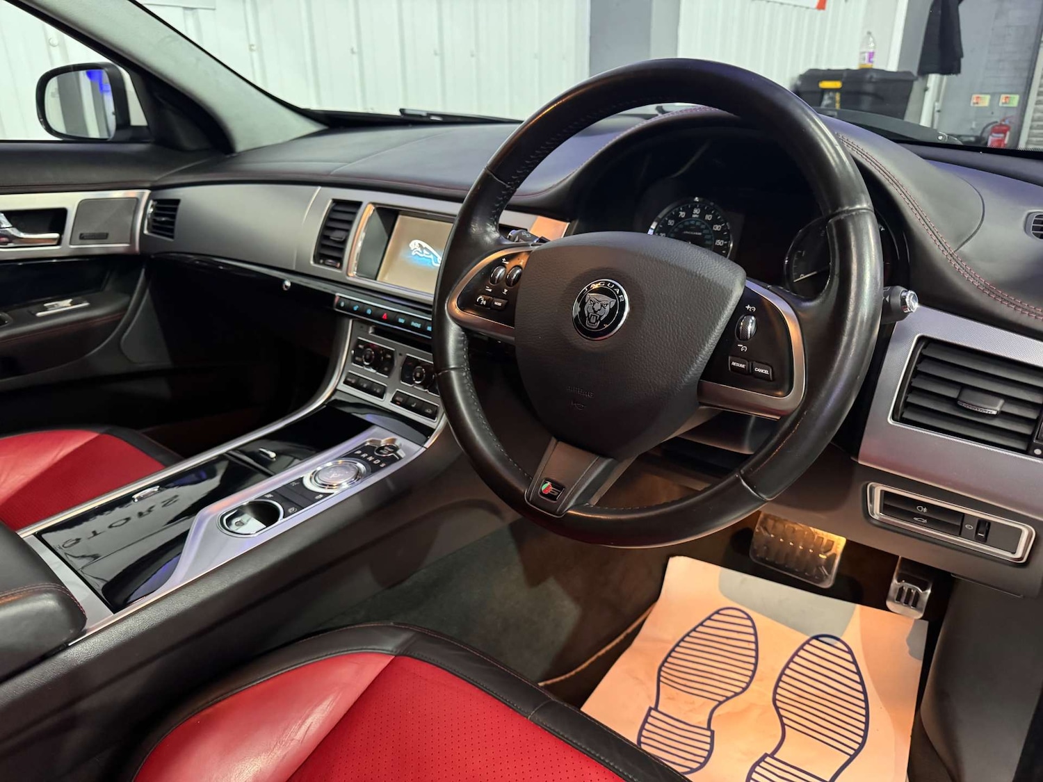 Used Jaguar XF 2014 for sale - 77378395: Photo 50