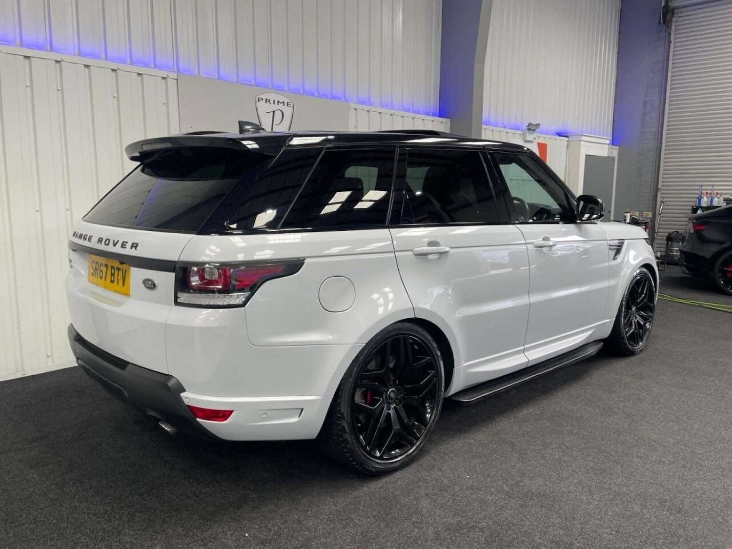 Used Land Rover Range Rover Sport 2017 for sale - 76637953: Photo 12