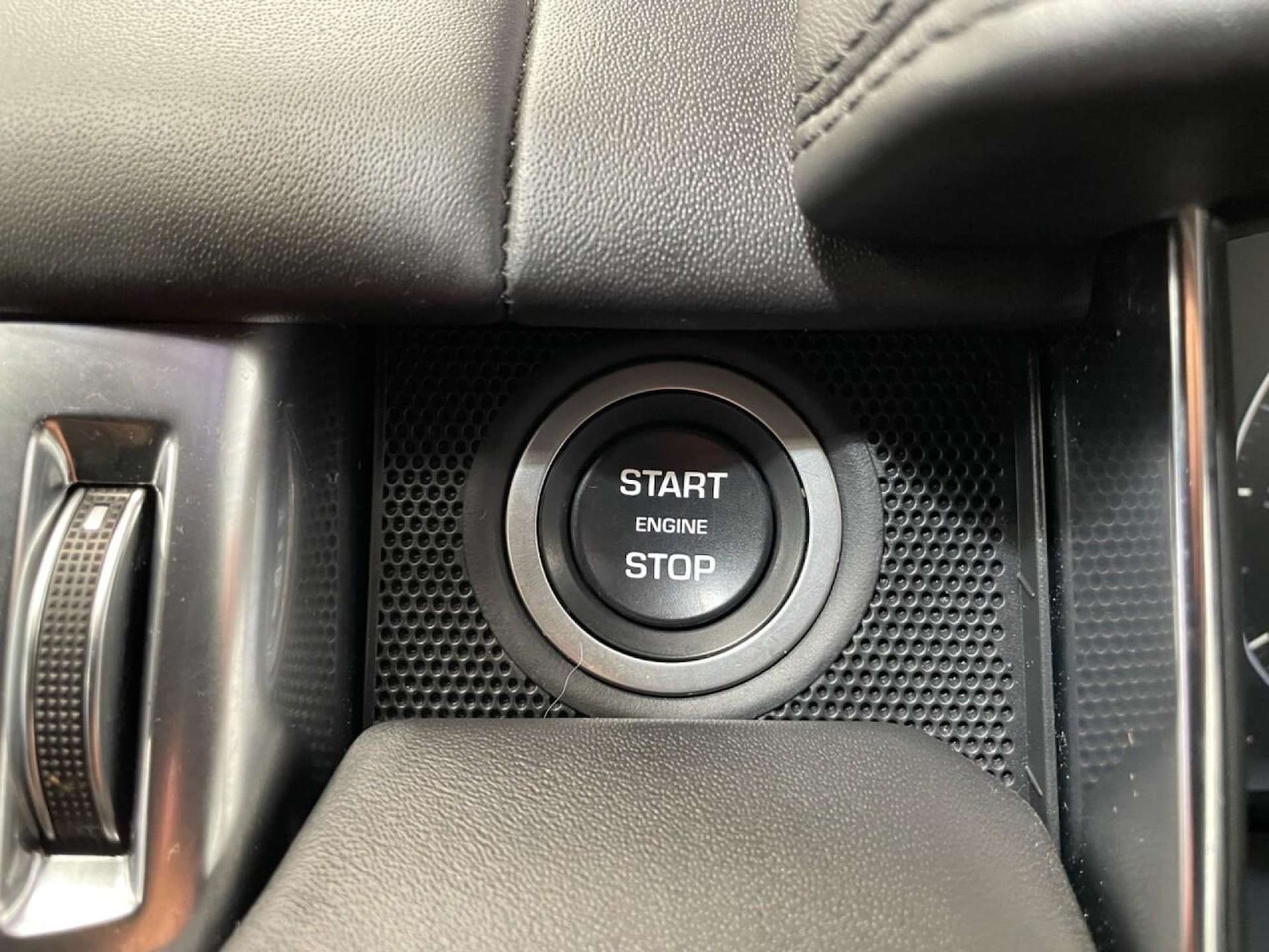 Used Land Rover Range Rover Sport 2017 for sale - 76637953: Photo 25