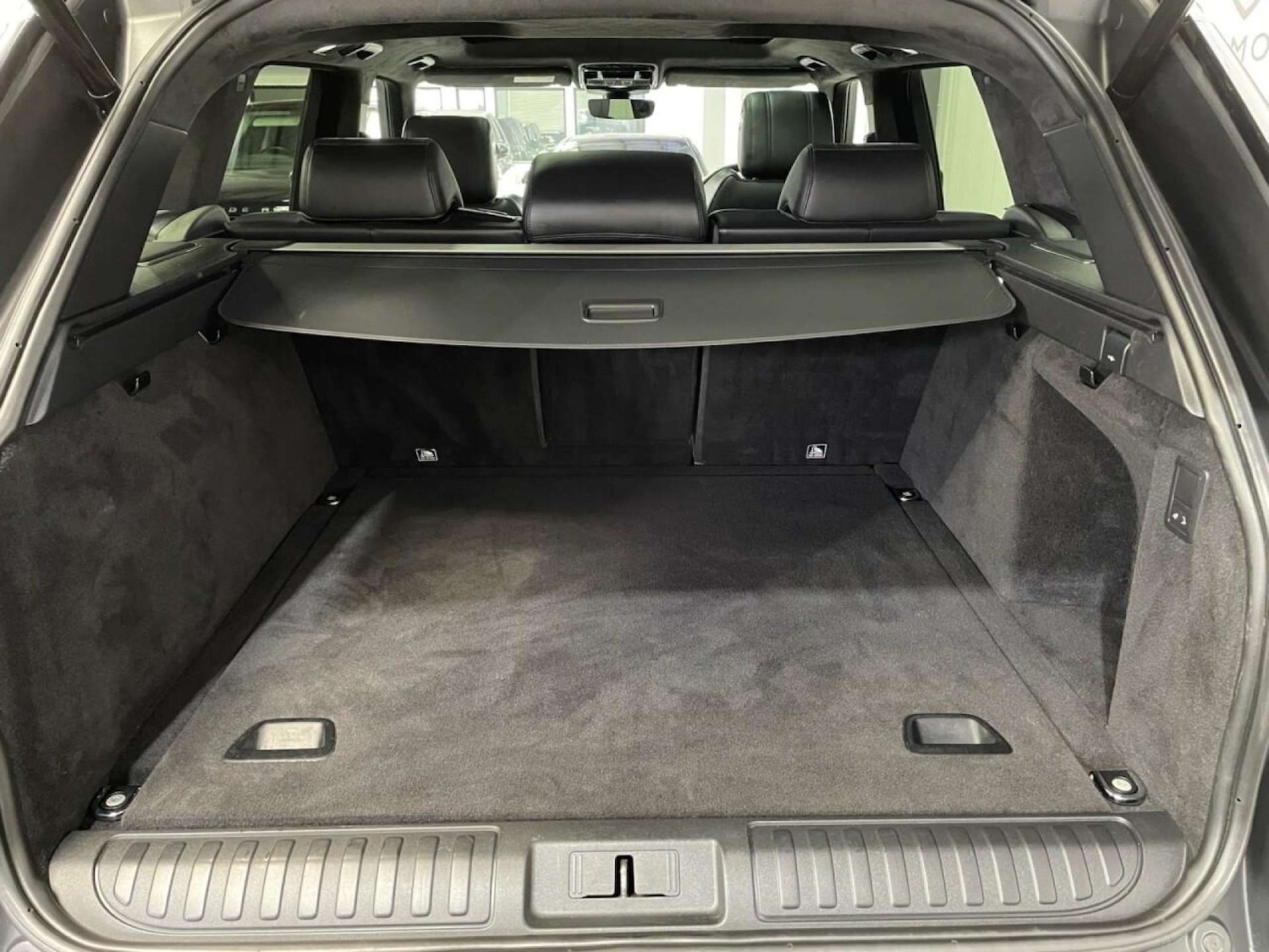 Used Land Rover Range Rover Sport 2017 for sale - 76637953: Photo 35