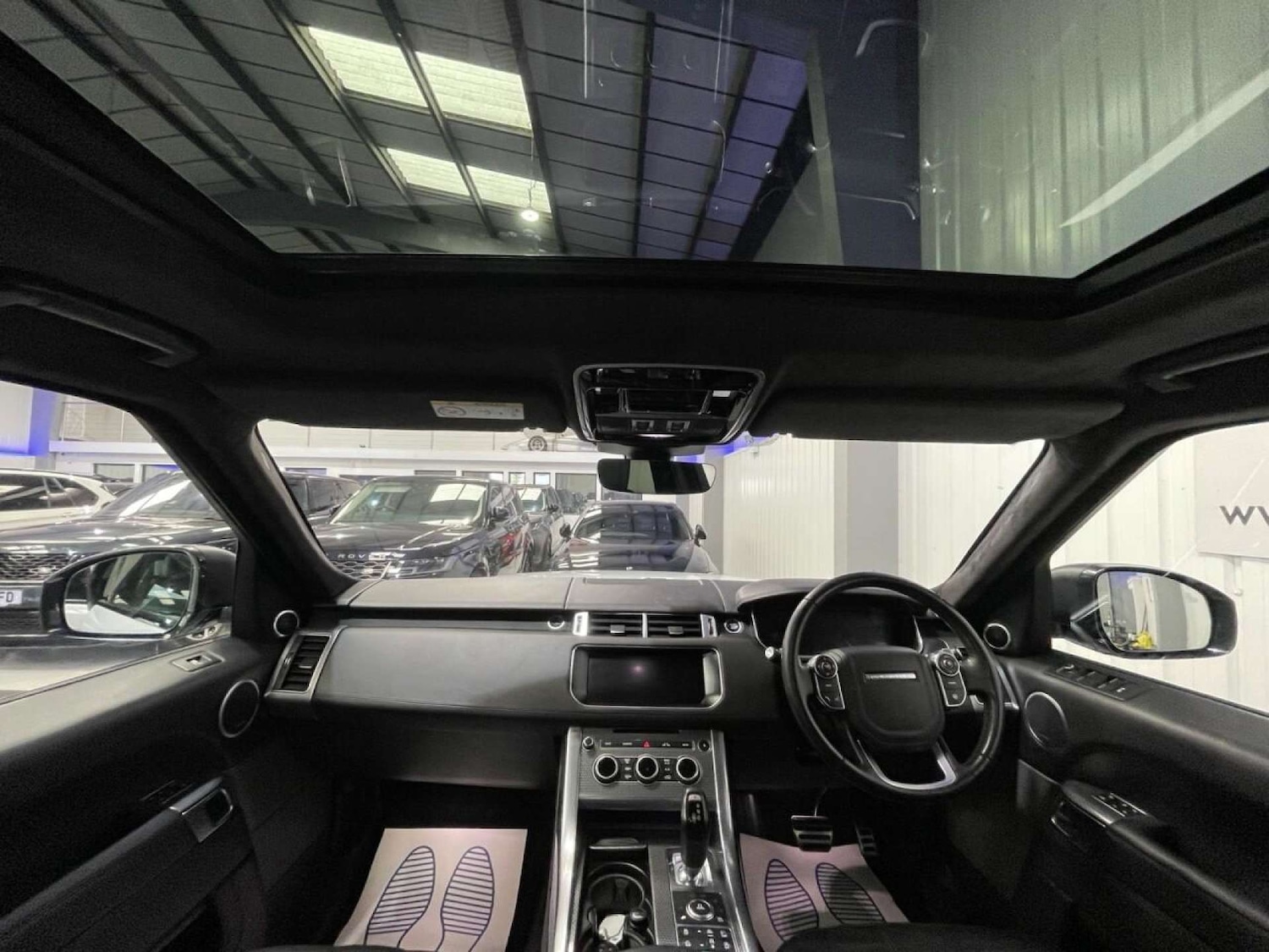 Used Land Rover Range Rover Sport 2017 for sale - 76637953: Photo 39