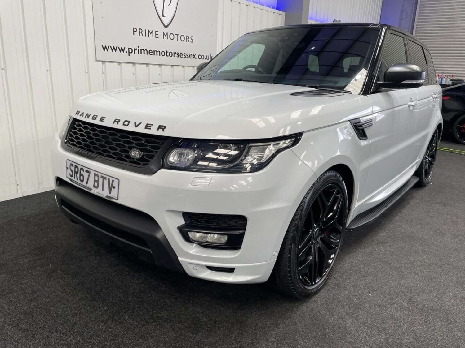 Used Land Rover Range Rover Sport 2017 for sale - 76637953: Photo 5