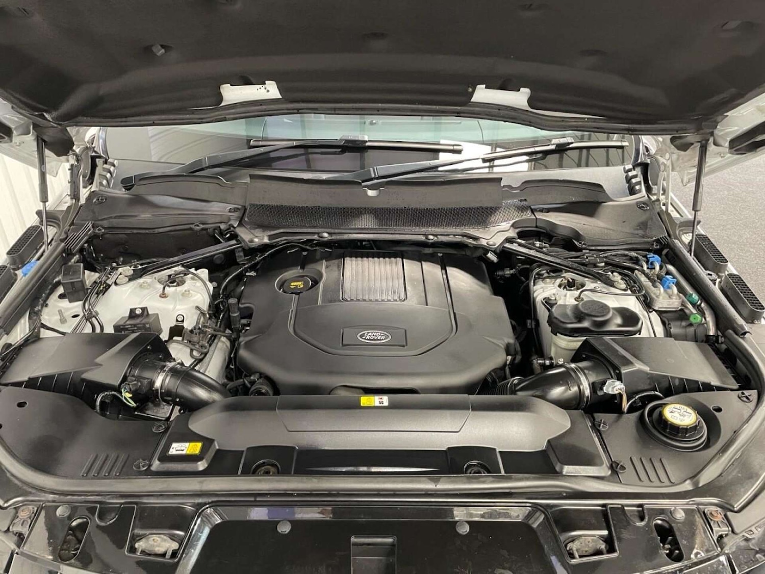 Used Land Rover Range Rover Sport 2017 for sale - 76637953: Photo 53