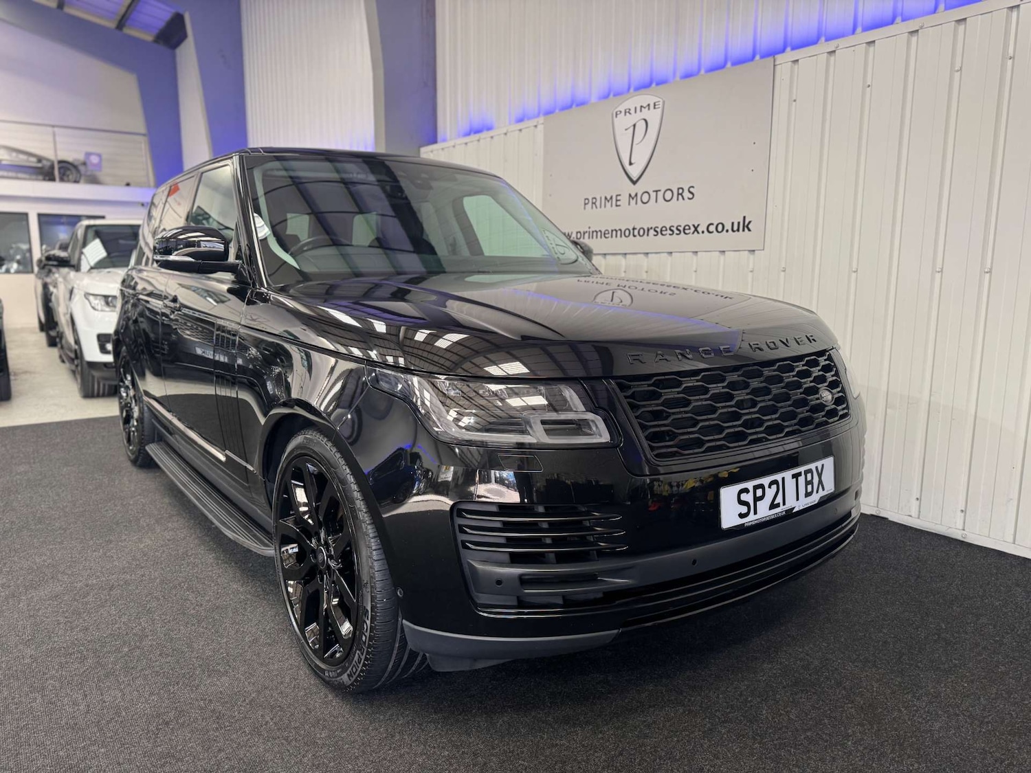 Used Land Rover Range Rover 2021 for sale - 77833264: Photo 2