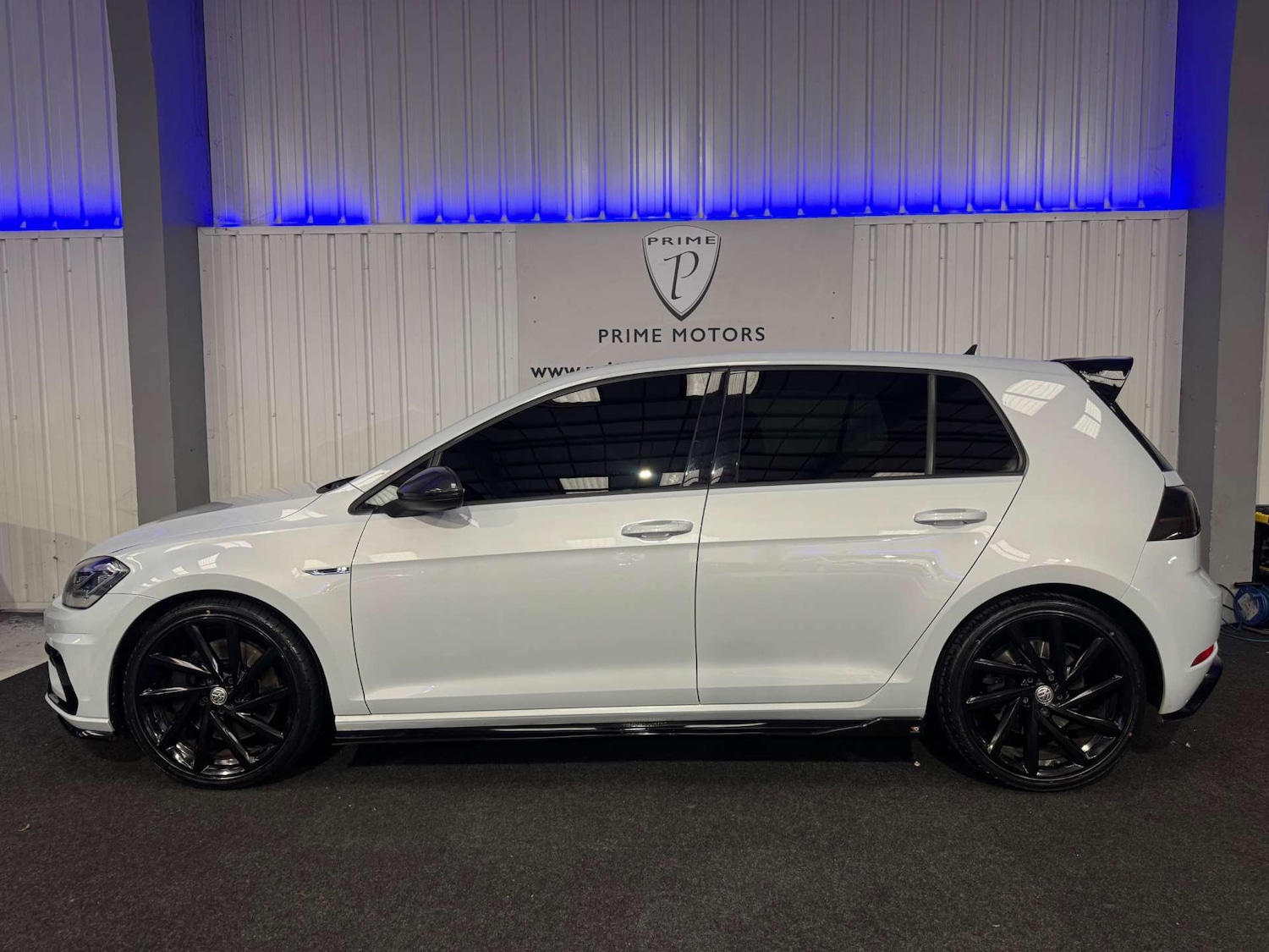 Used Volkswagen Golf 2017 for sale - 77453642: Photo 10