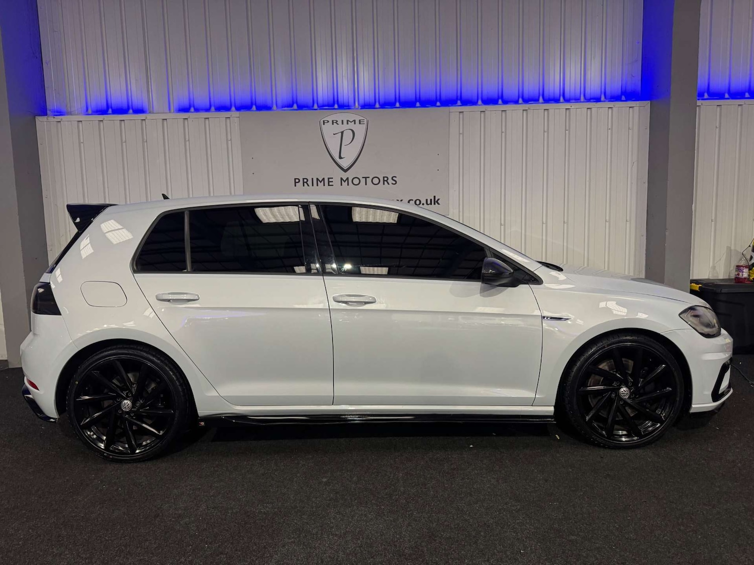 Used Volkswagen Golf 2017 for sale - 77453642: Photo 23