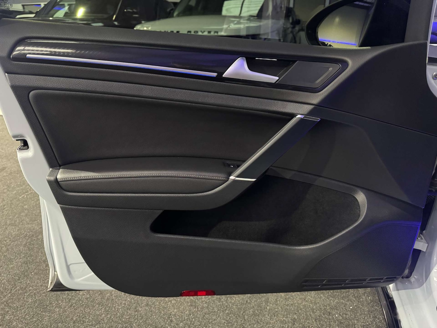 Used Volkswagen Golf 2017 for sale - 77453642: Photo 35