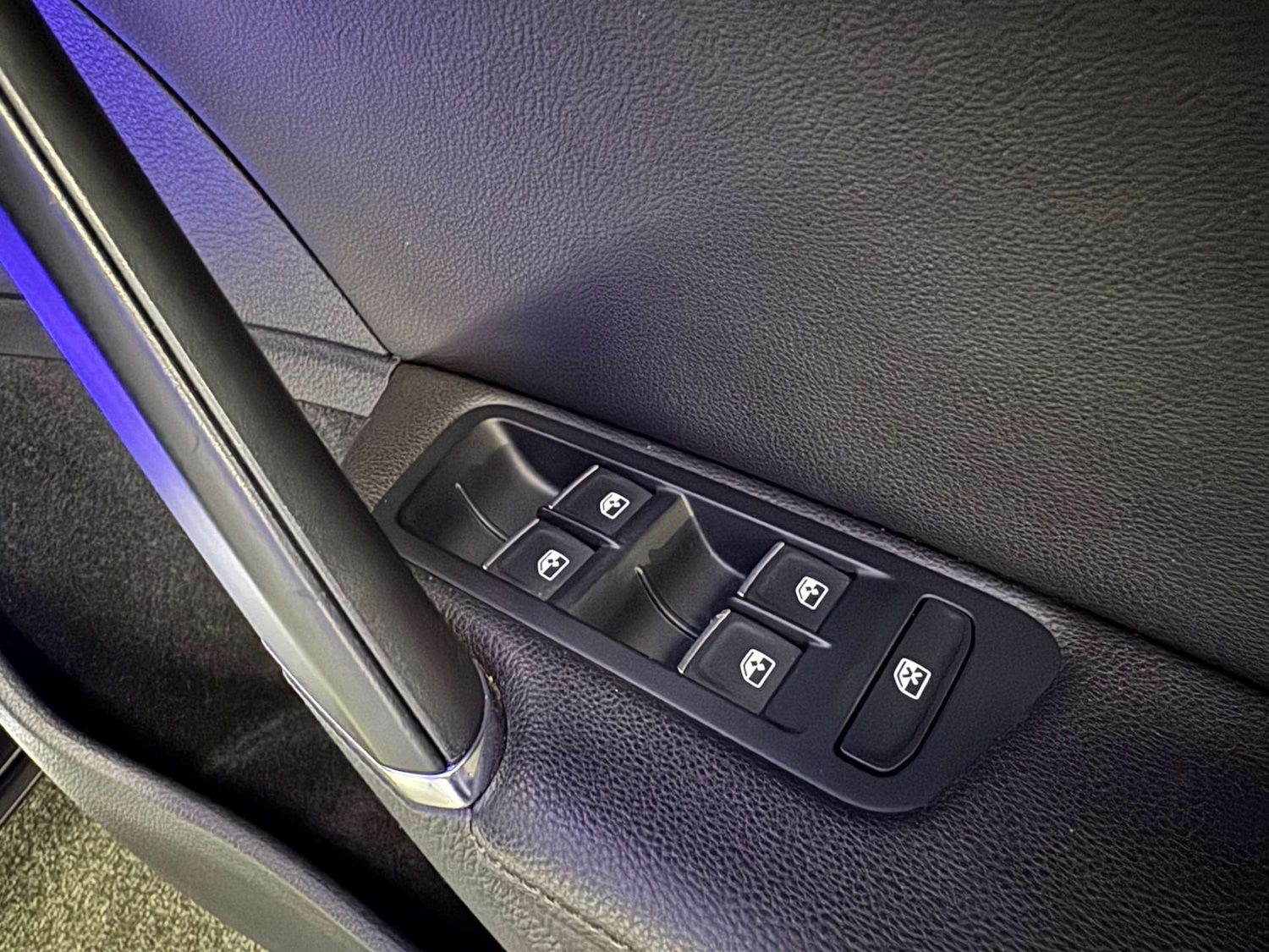 Used Volkswagen Golf 2017 for sale - 77453642: Photo 52