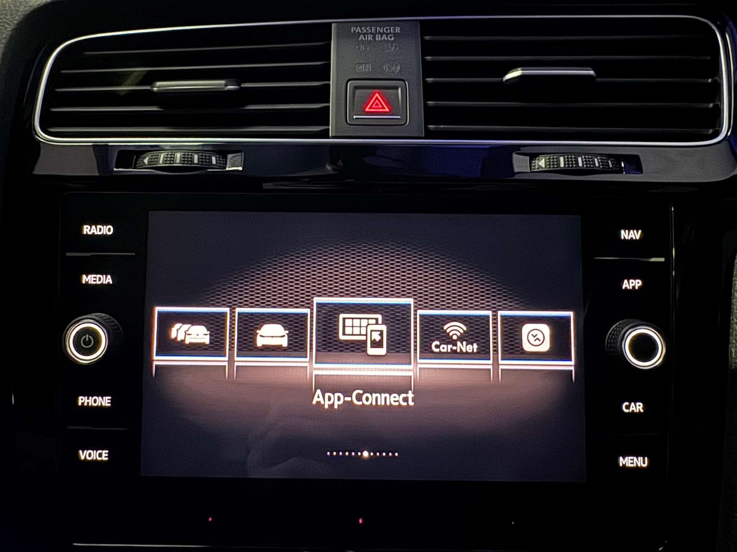 Used Volkswagen Golf 2017 for sale - 77453642: Photo 61