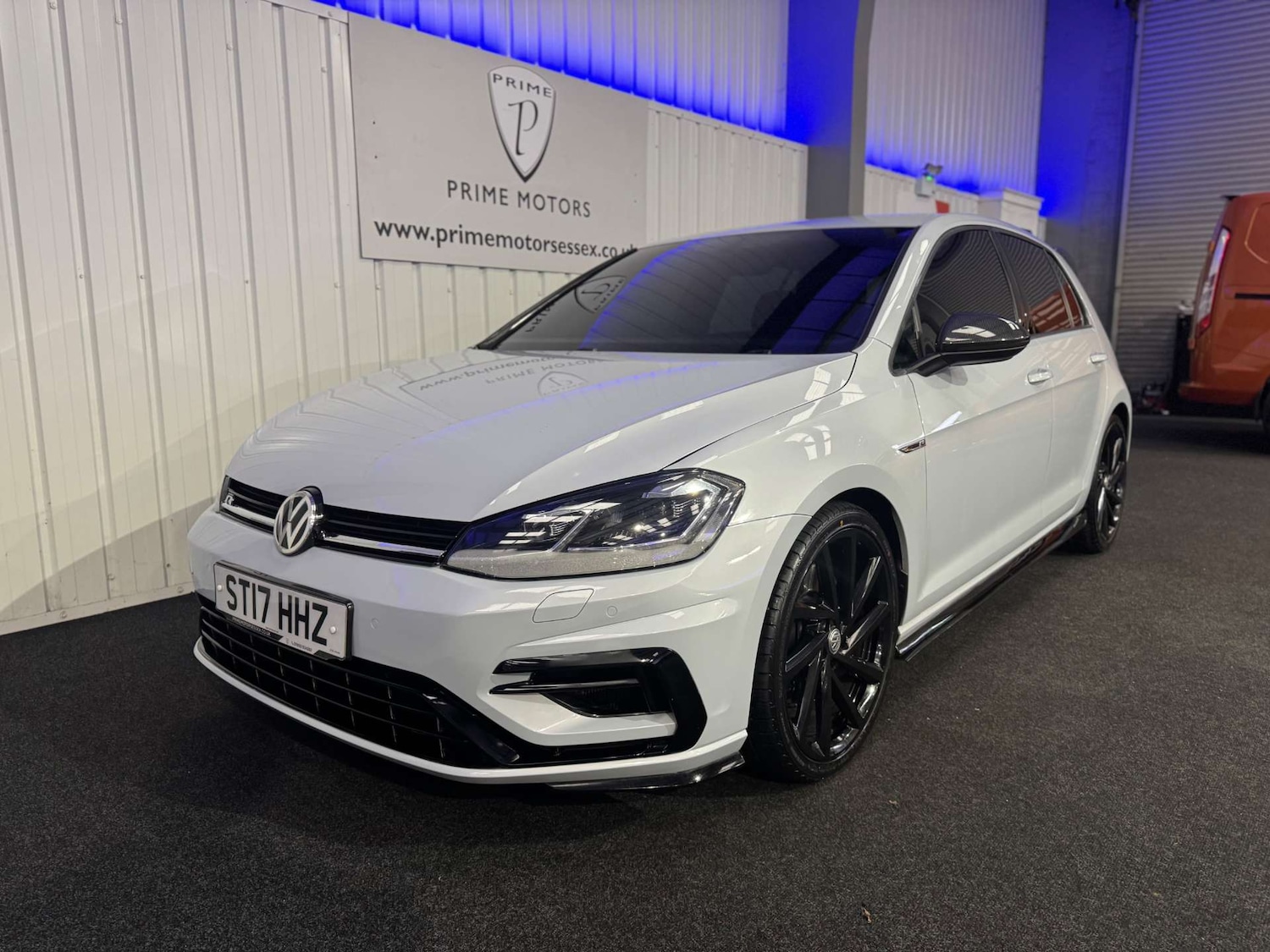 Used Volkswagen Golf 2017 for sale - 77453642: Photo 9