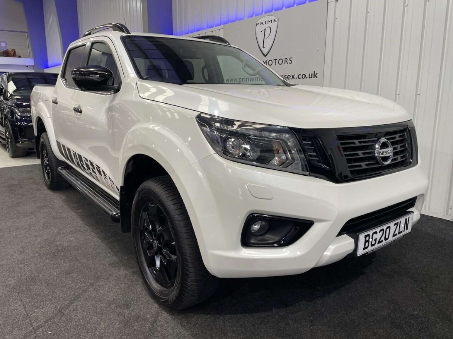 Used Nissan Navara 2020 for sale - 76600599: Photo 2