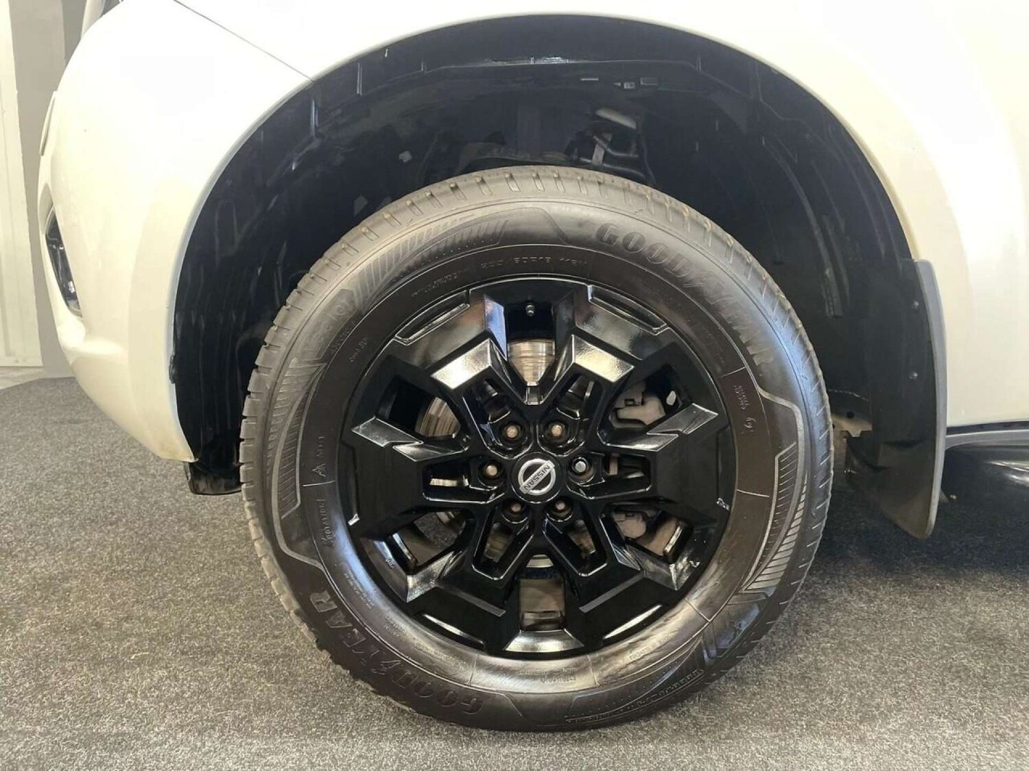 Used Nissan Navara 2020 for sale - 76600599: Photo 28