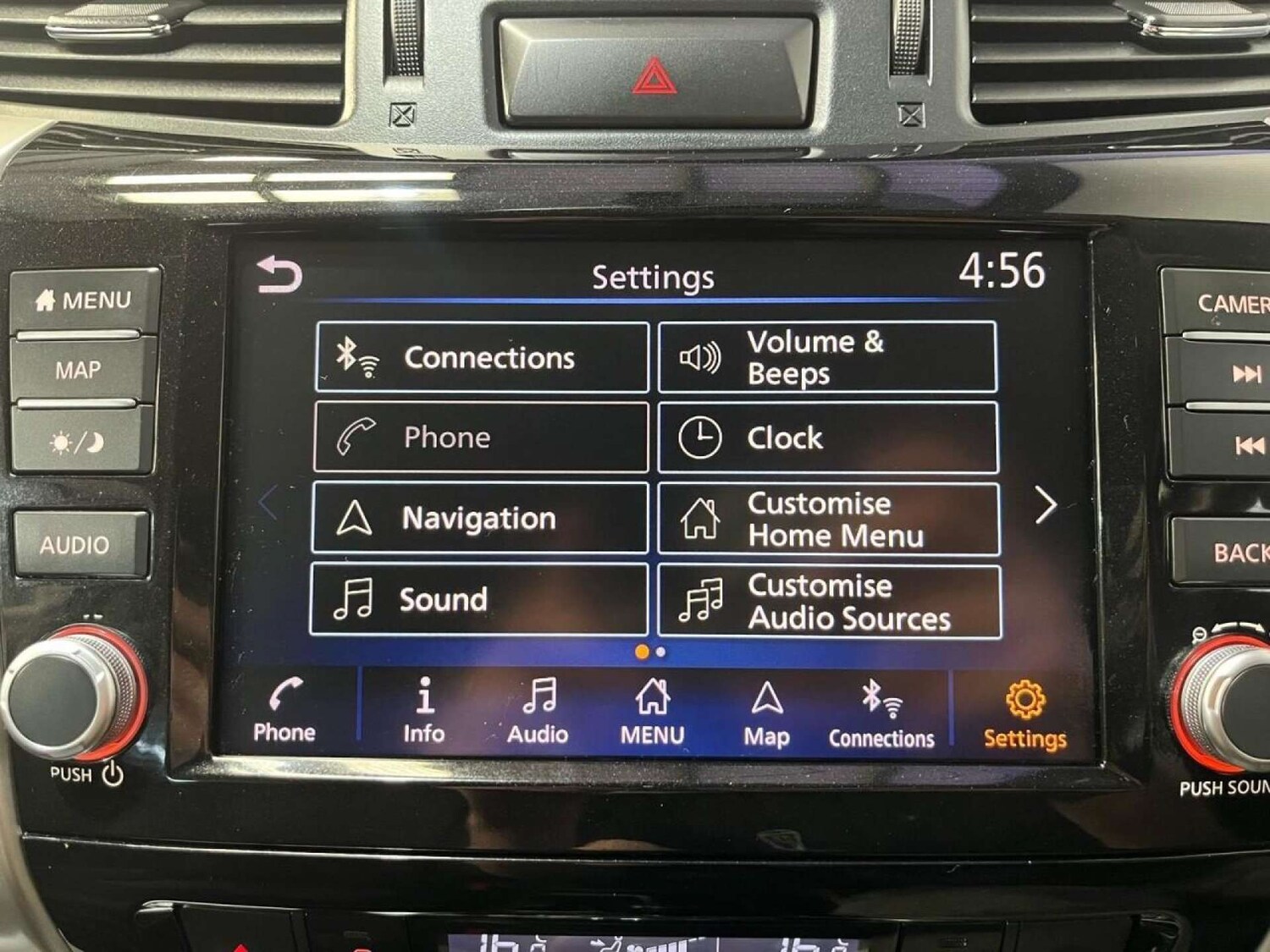 Used Nissan Navara 2020 for sale - 76600599: Photo 32