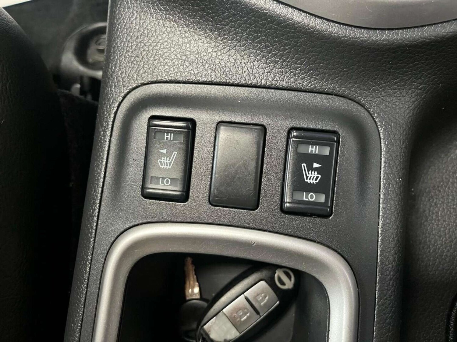 Used Nissan Navara 2020 for sale - 76600599: Photo 39