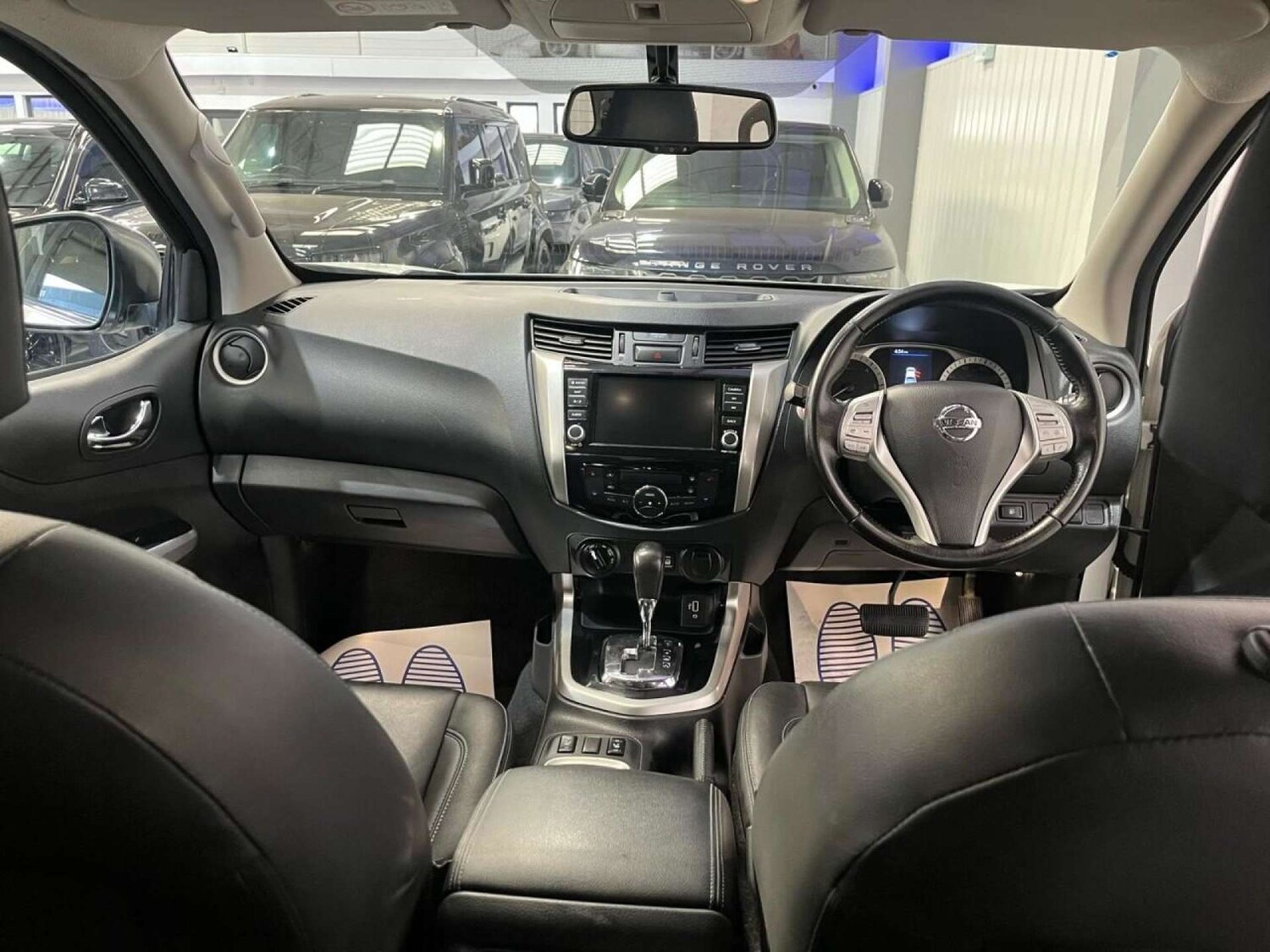 Used Nissan Navara 2020 for sale - 76600599: Photo 44