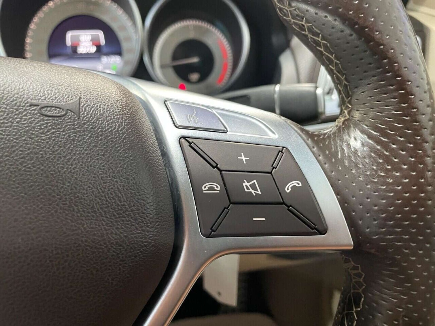 Vehicle 33
