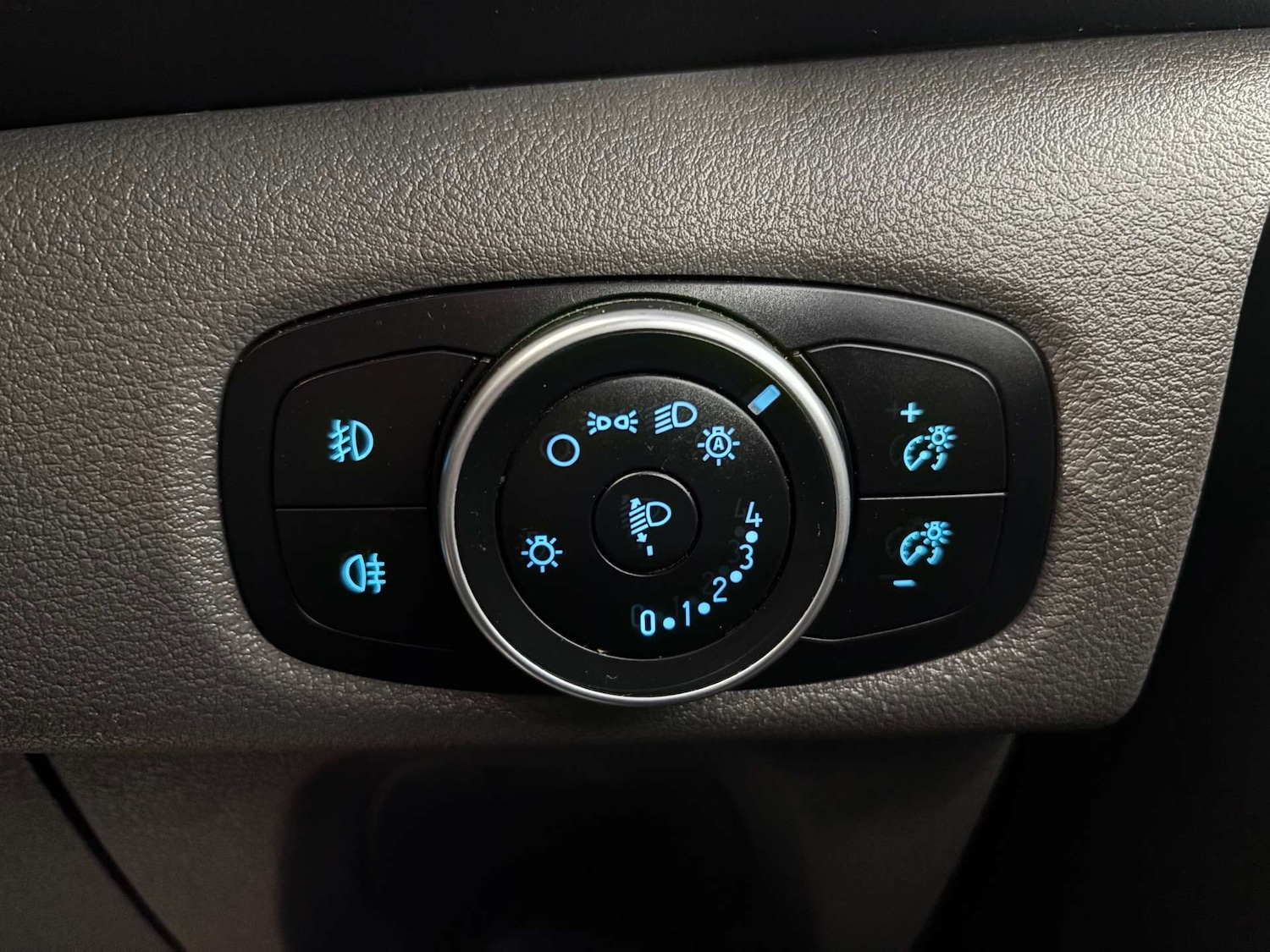 Used Ford Transit Custom 2019 for sale - 75811129: Photo 12