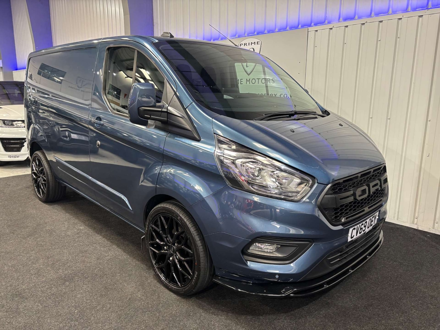 Used Ford Transit Custom 2019 for sale - 75811129: Photo 2