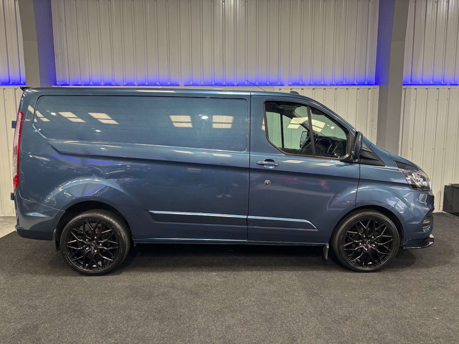 Used Ford Transit Custom 2019 for sale - 75811129: Photo 27