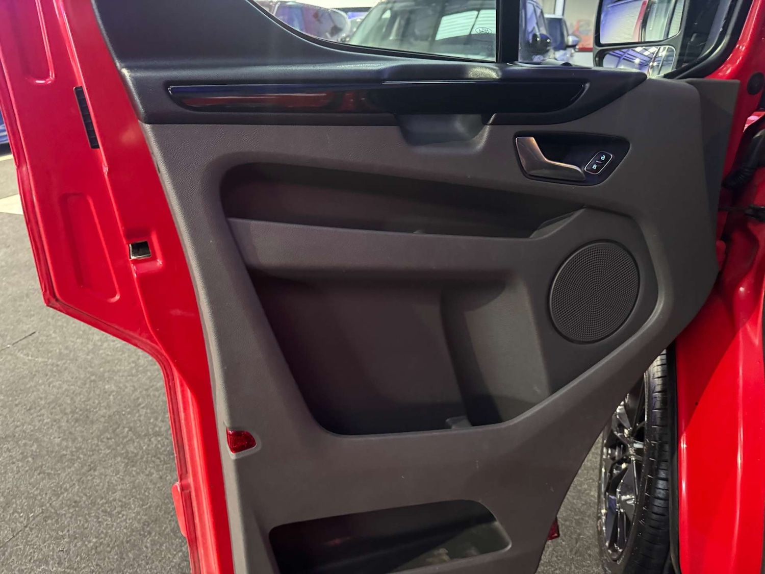 Used Ford Transit Custom 2019 for sale - 77249201: Photo 36