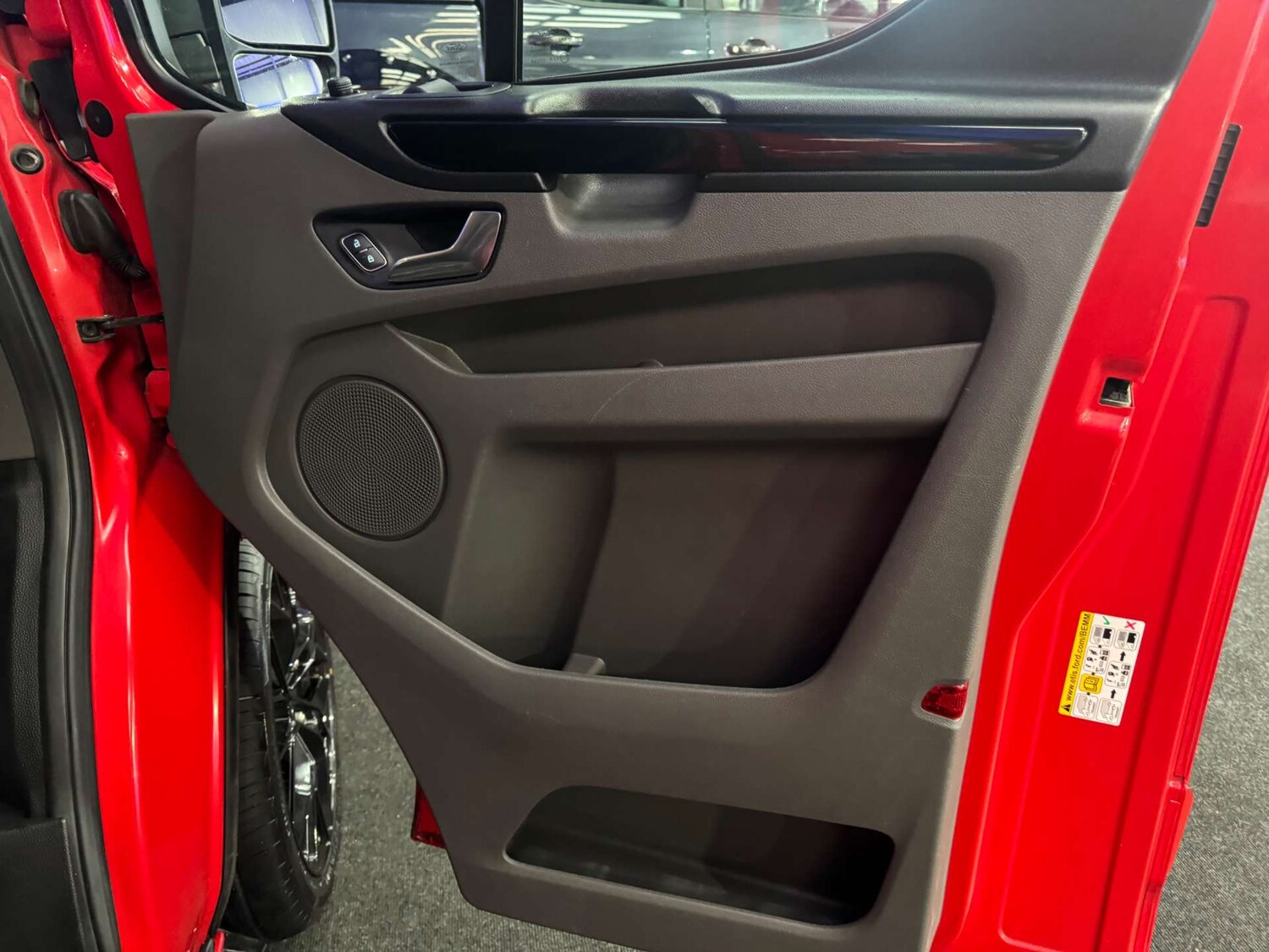 Used Ford Transit Custom 2019 for sale - 77249201: Photo 42