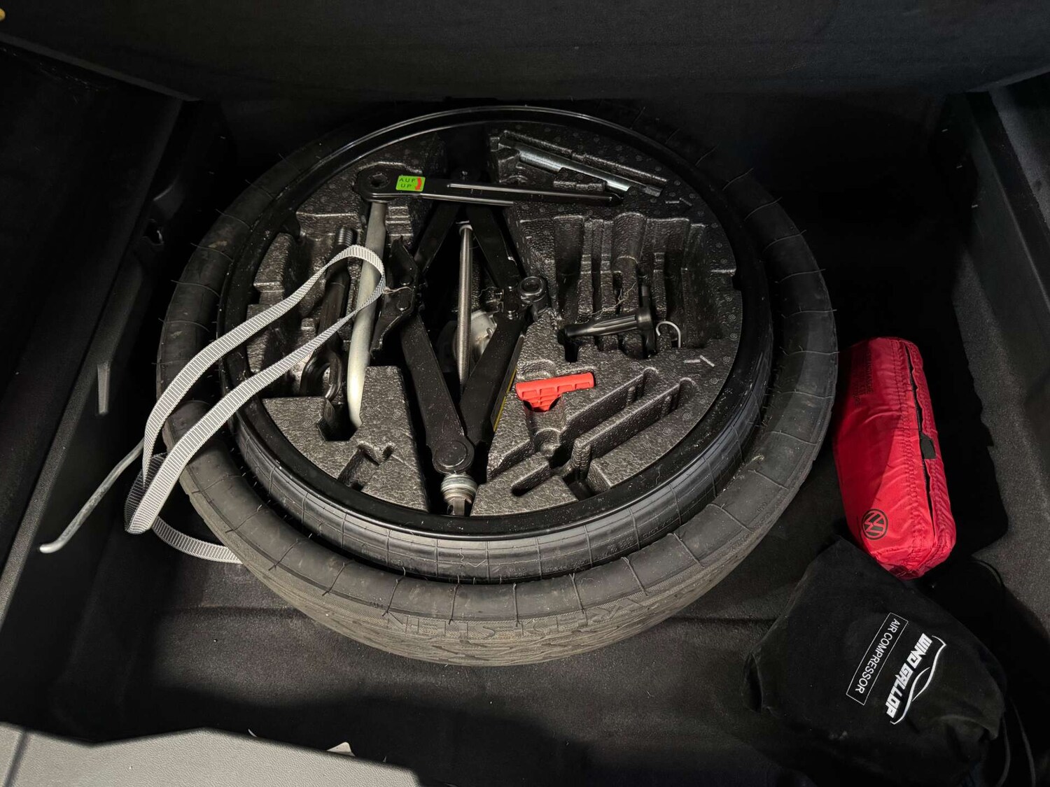 Used Volkswagen Touareg 2018 for sale - 77594823: Photo 19