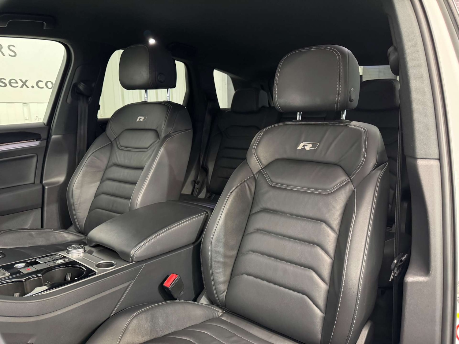 Used Volkswagen Touareg 2018 for sale - 77594823: Photo 33