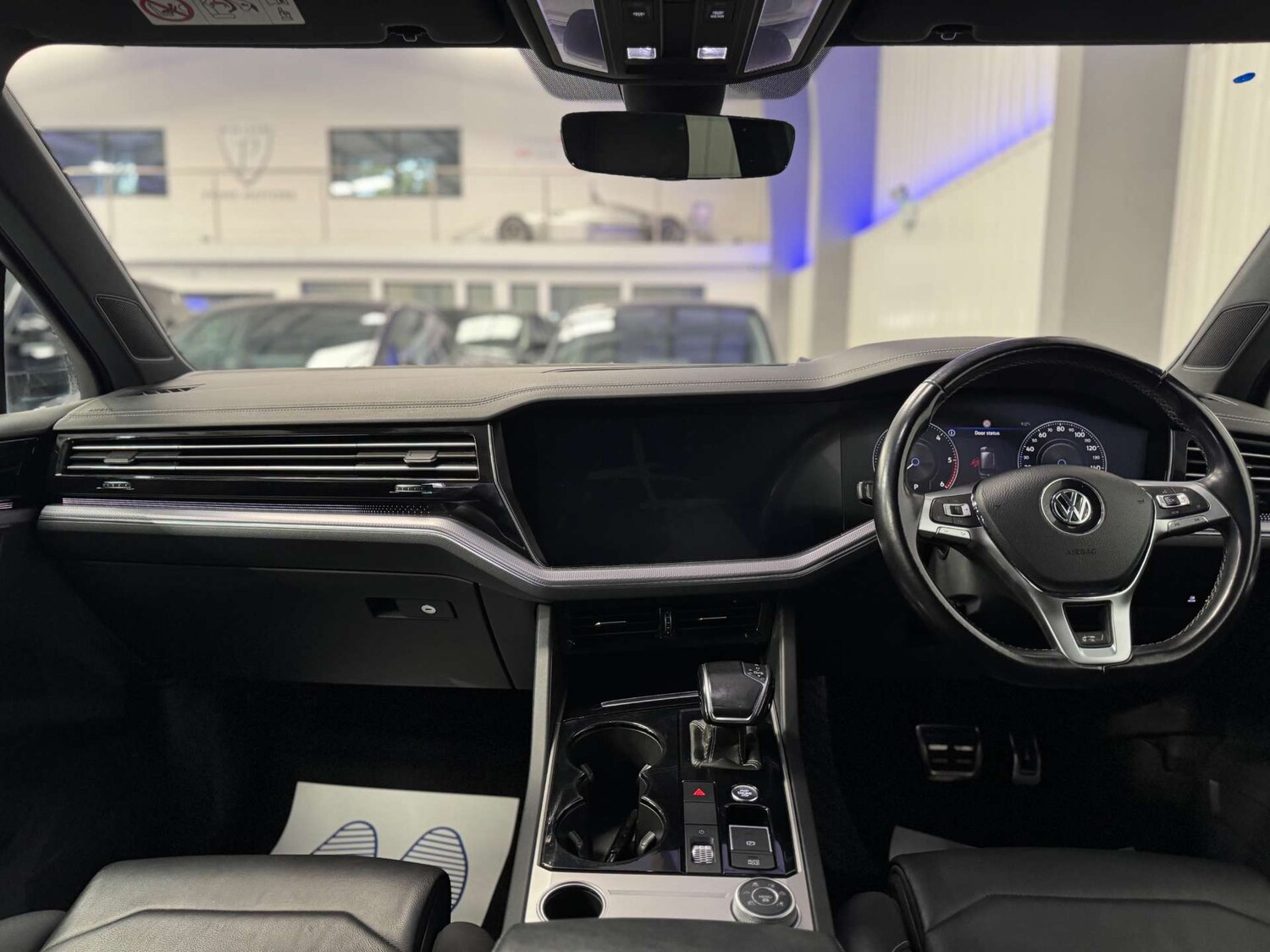 Used Volkswagen Touareg 2018 for sale - 77594823: Photo 37