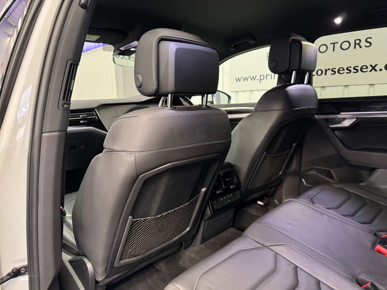 Used Volkswagen Touareg 2018 for sale - 77594823: Photo 39