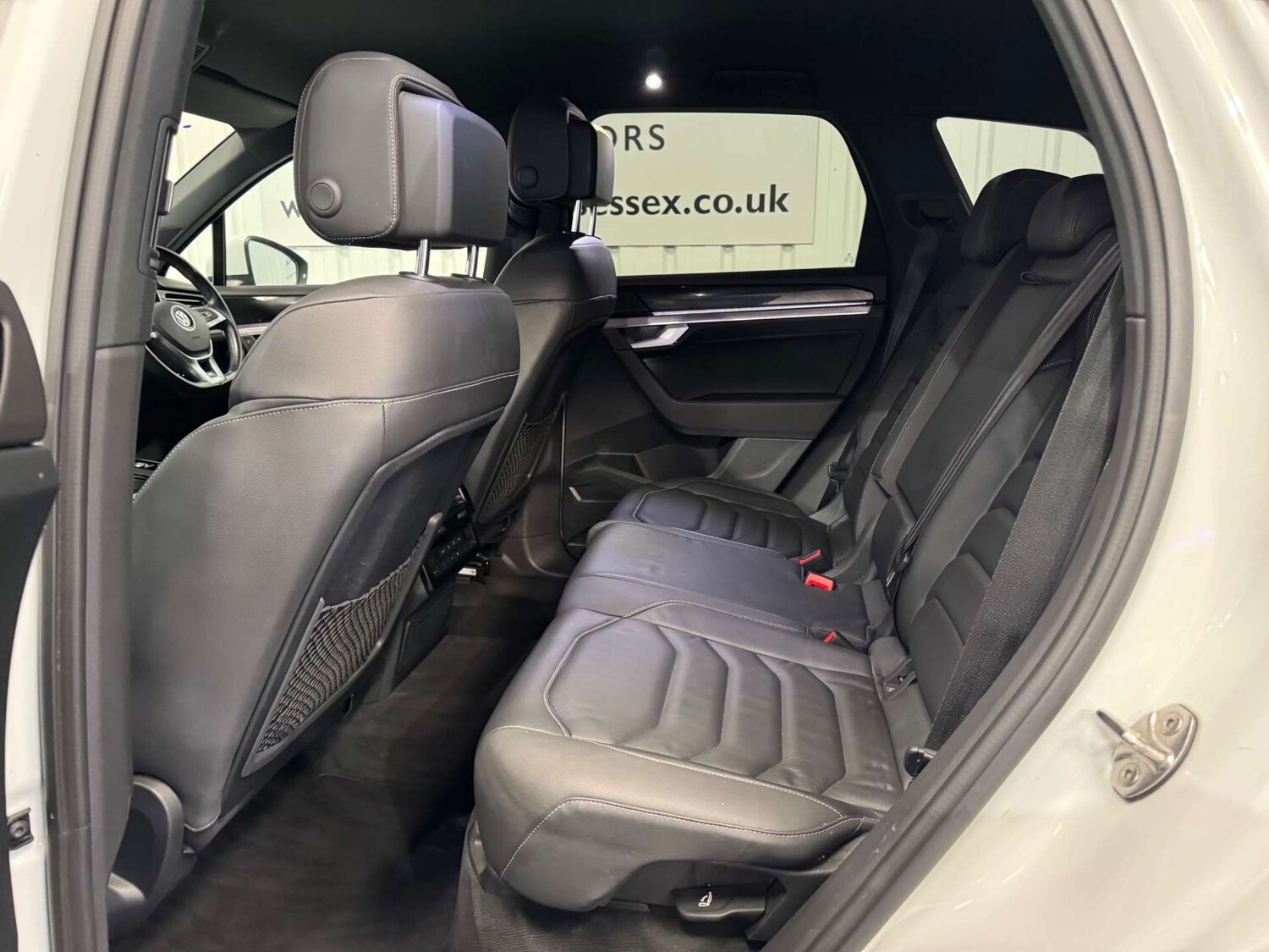 Used Volkswagen Touareg 2018 for sale - 77594823: Photo 40