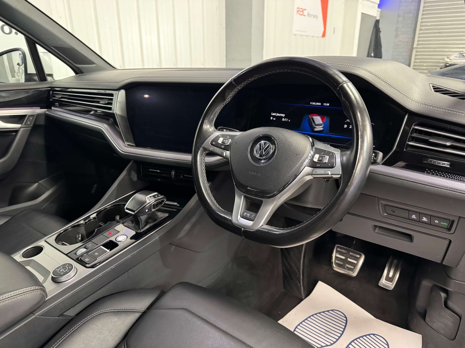 Used Volkswagen Touareg 2018 for sale - 77594823: Photo 49