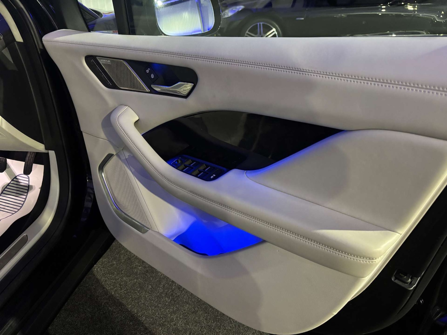 Used Jaguar I-Pace 2019 for sale - 76404395: Photo 59