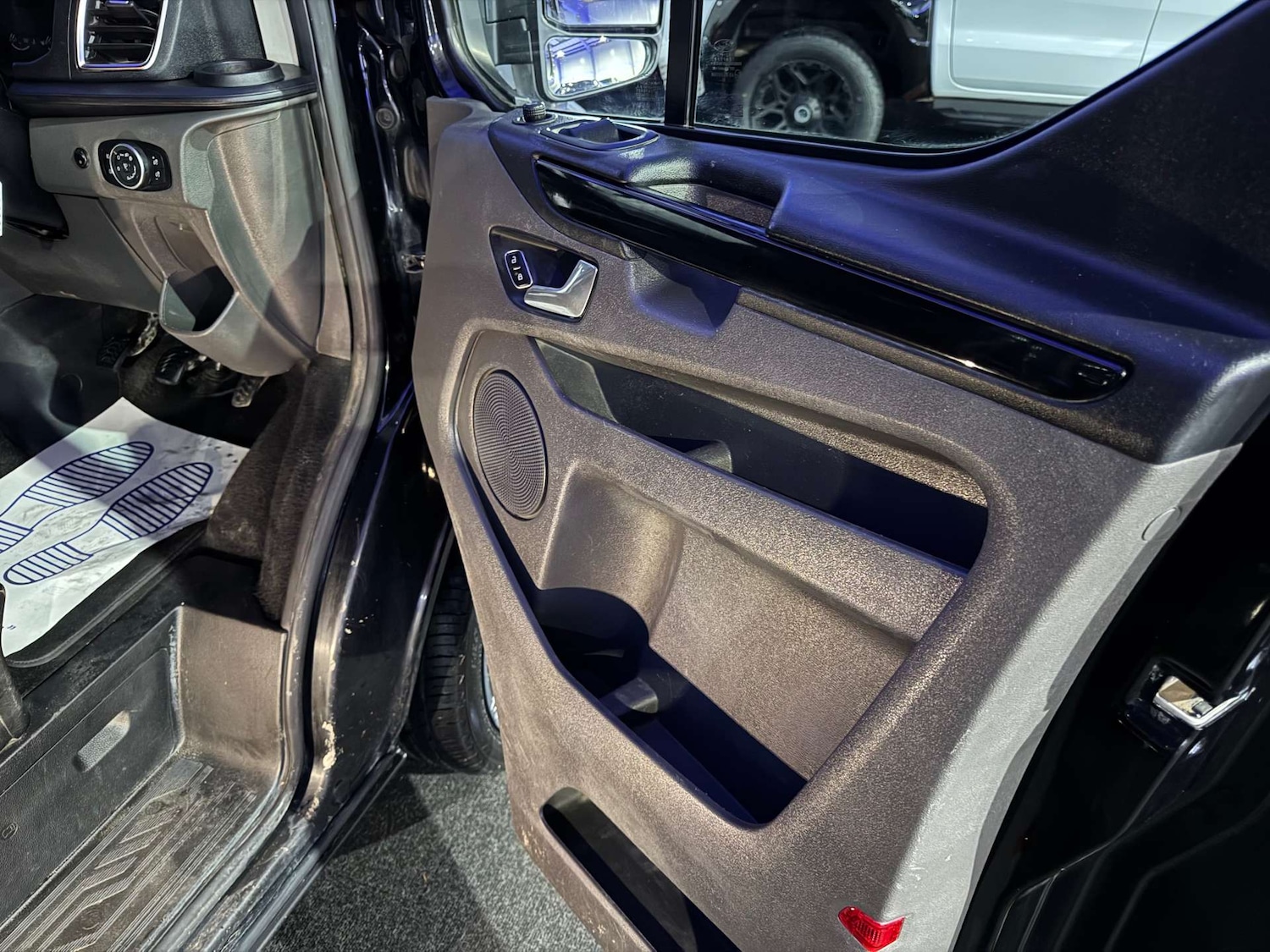 Used Ford Transit Custom 2020 for sale - 77652991: Photo 48