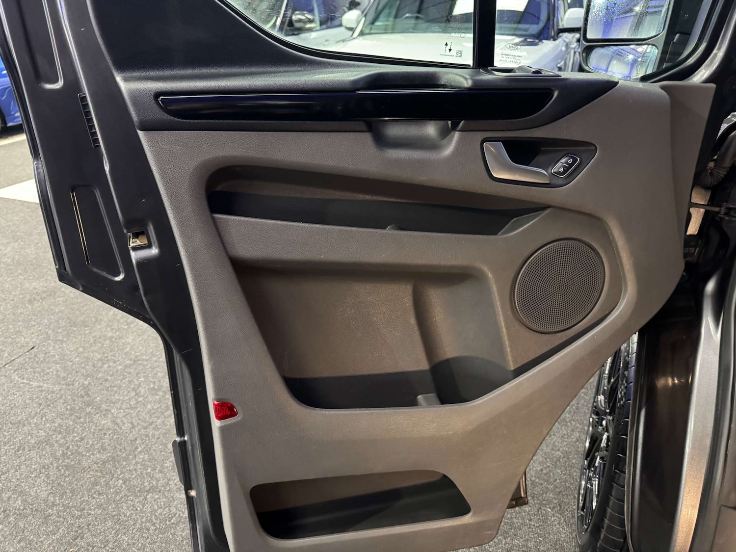 Used Ford Transit Custom 2022 for sale - 77328555: Photo 34