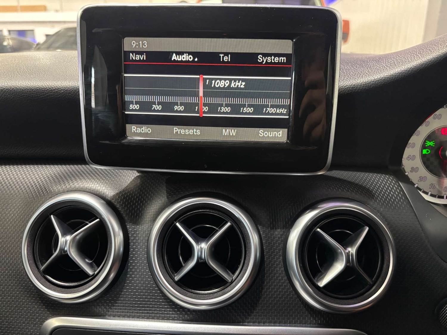 Used Mercedes-Benz A-Class 2015 for sale - 75982487: Photo 41