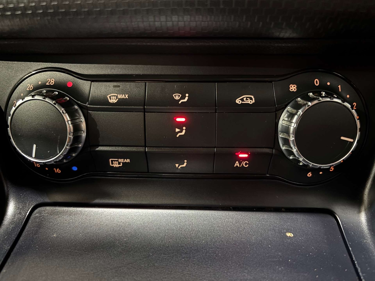Used Mercedes-Benz A-Class 2015 for sale - 75982487: Photo 48