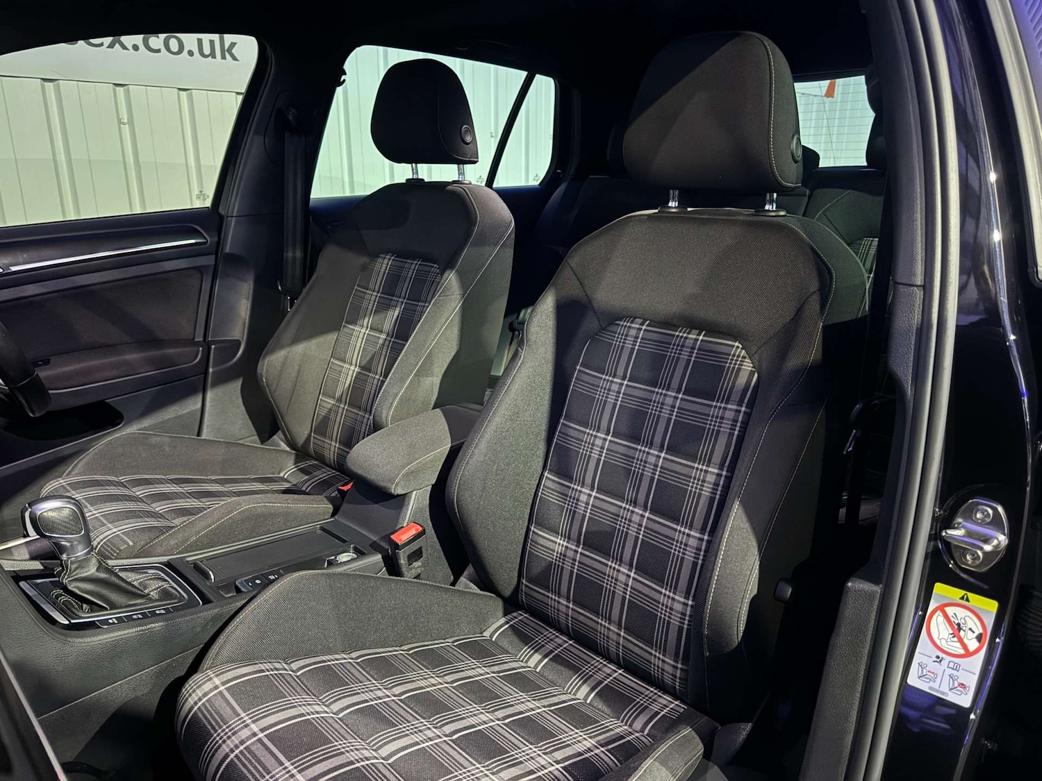 Used Volkswagen Golf 2018 for sale - 77288515: Photo 32