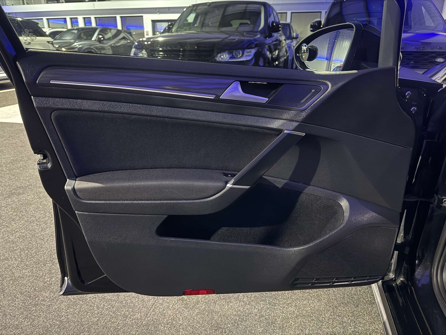 Used Volkswagen Golf 2018 for sale - 77288515: Photo 34