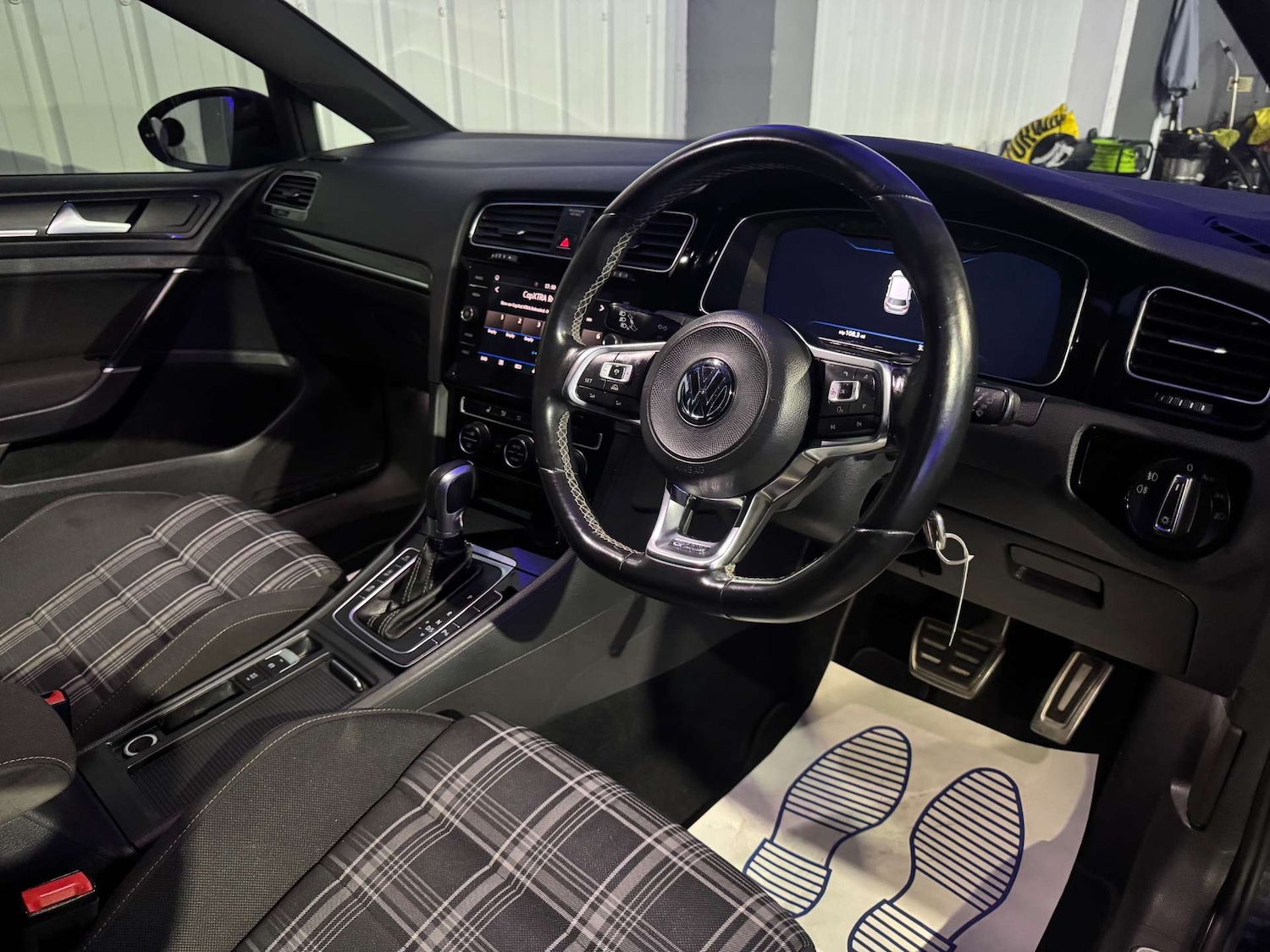 Used Volkswagen Golf 2018 for sale - 77288515: Photo 48