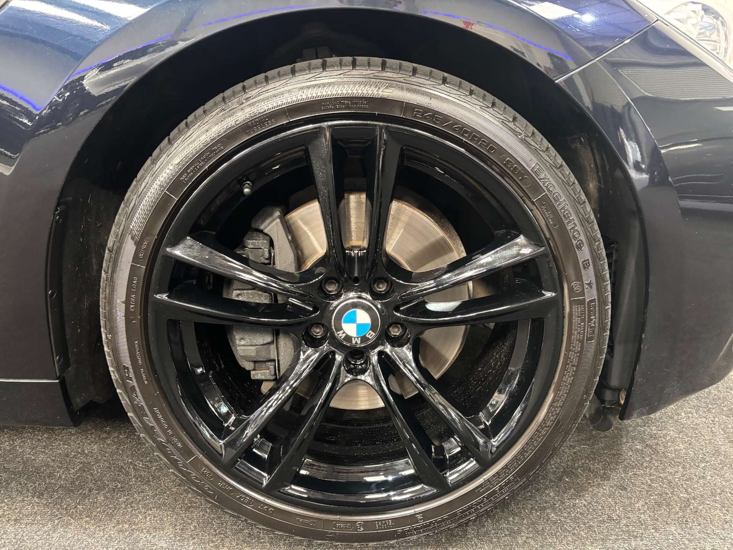 Used BMW 5 Series 2015 for sale - 76601106: Photo 22