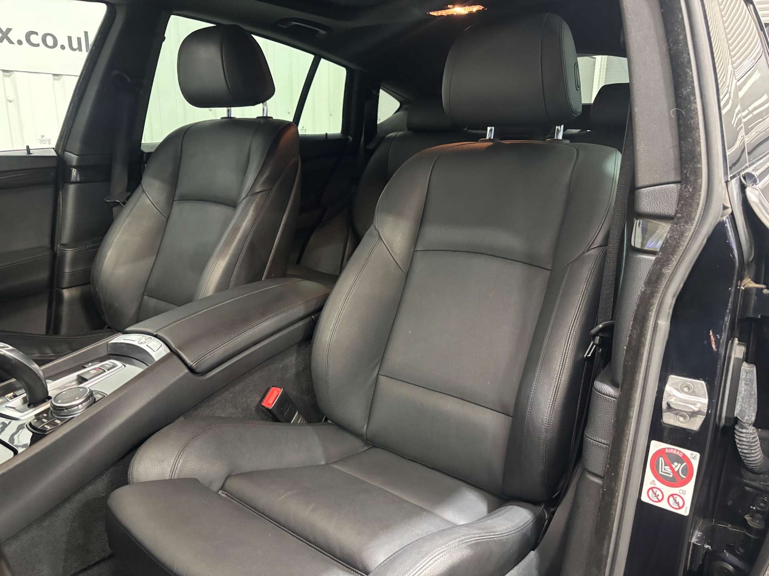 Used BMW 5 Series 2015 for sale - 76601106: Photo 38