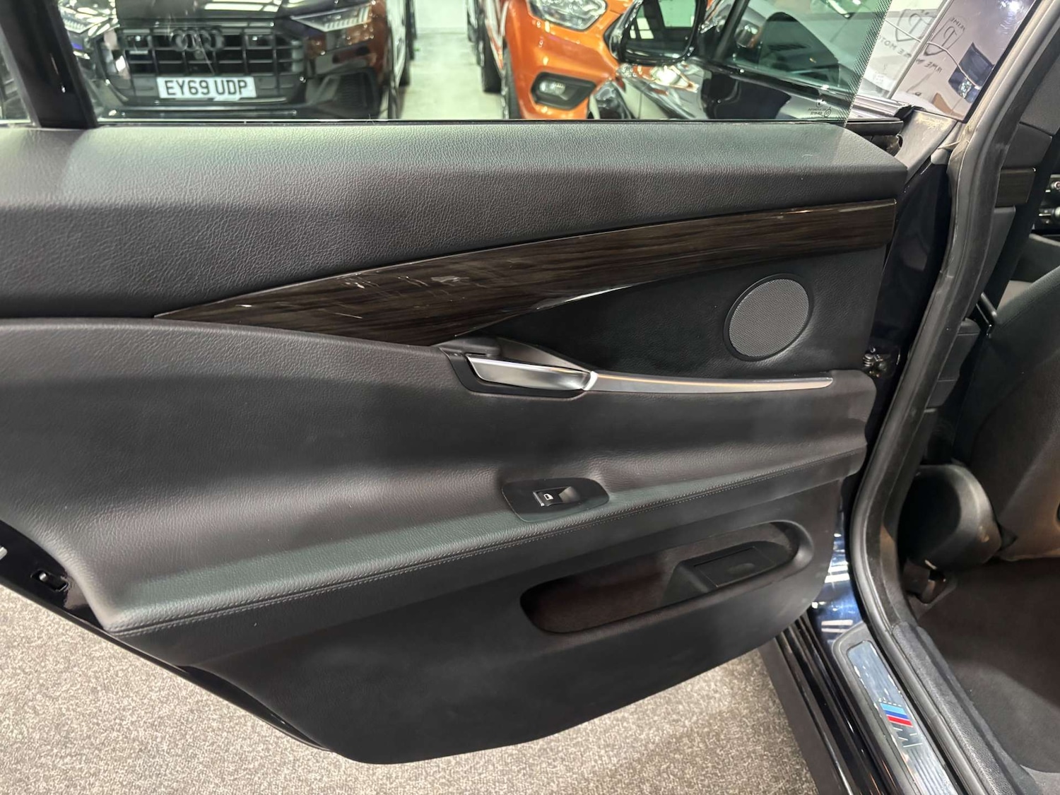 Used BMW 5 Series 2015 for sale - 76601106: Photo 45