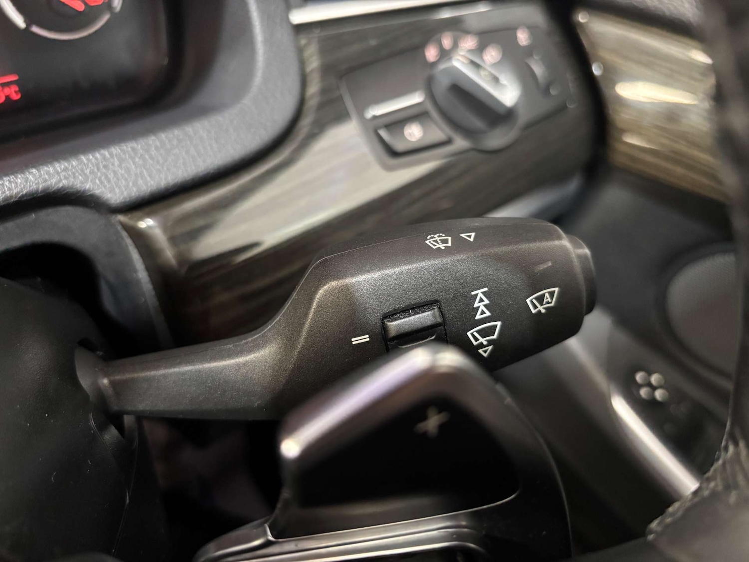 Used BMW 5 Series 2015 for sale - 76601106: Photo 65