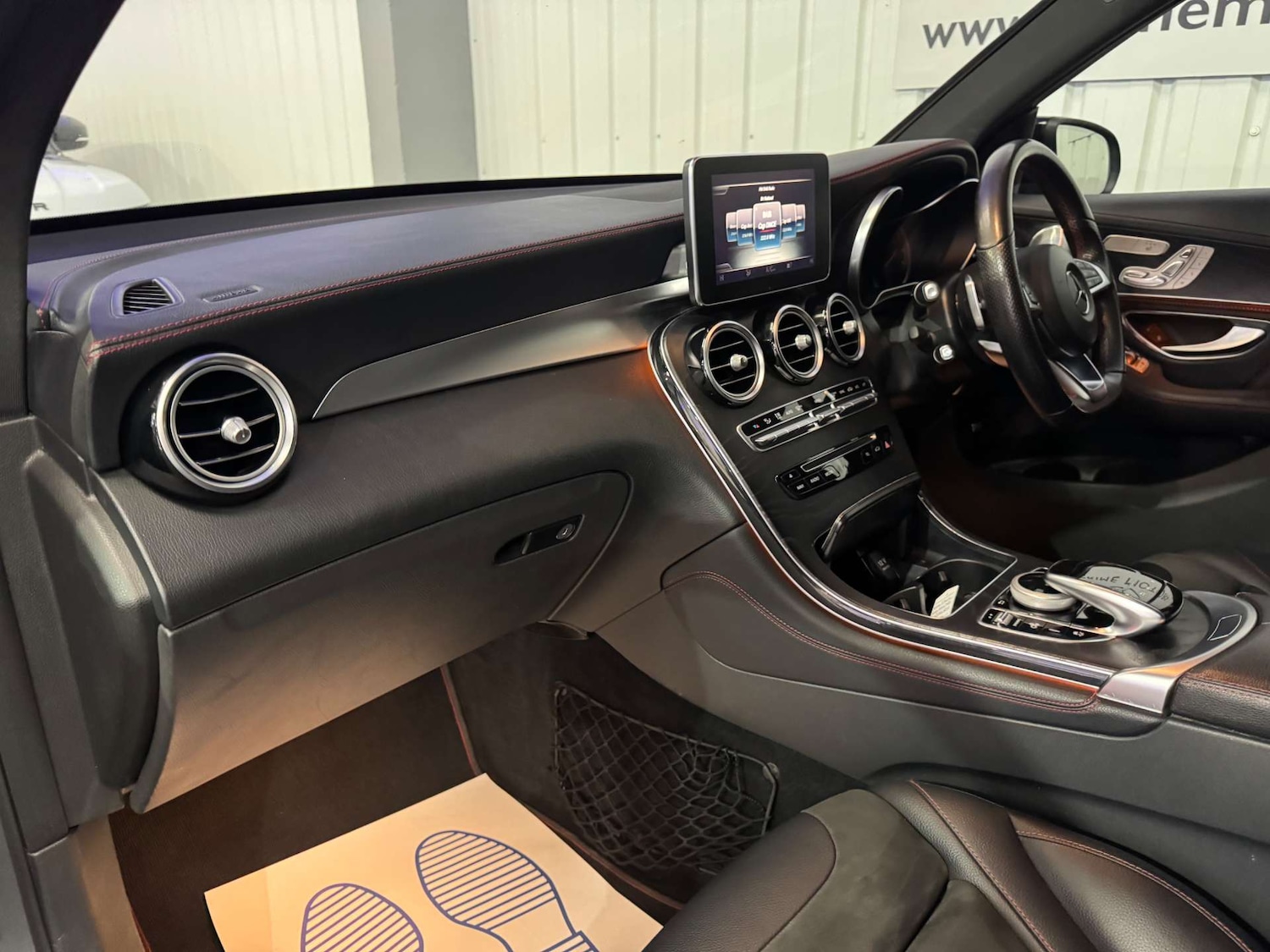 Used Mercedes-Benz GLC 2016 for sale - 77934027: Photo 31