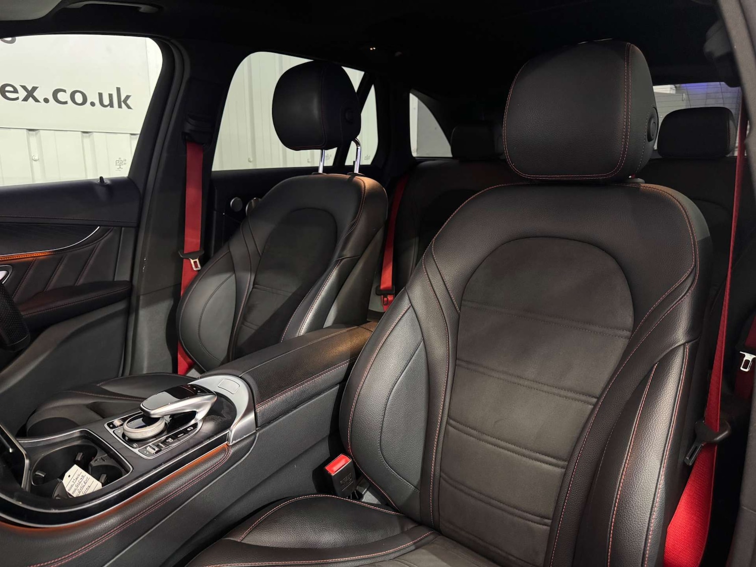 Used Mercedes-Benz GLC 2016 for sale - 77934027: Photo 32