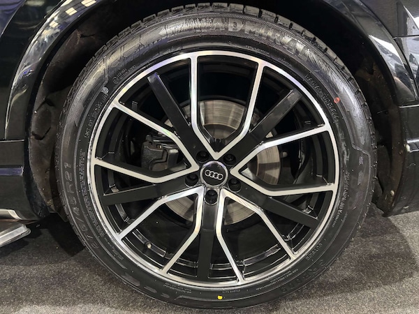 Used Audi Q7 2018 for sale - 76235446: Photo 28