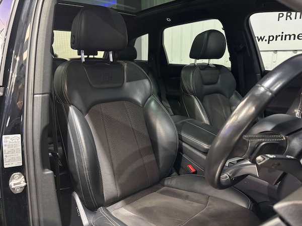 Used Audi Q7 2018 for sale - 76235446: Photo 46