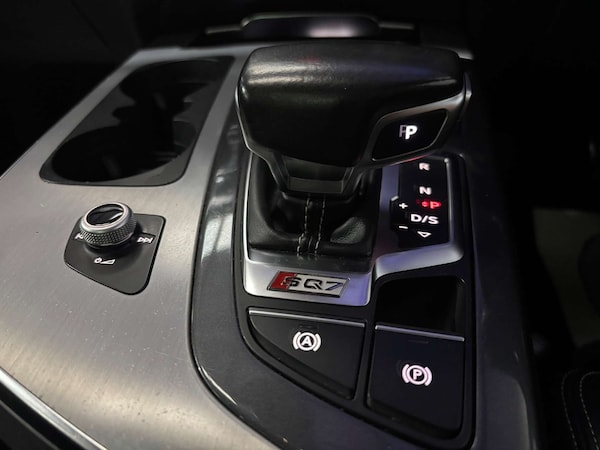 Used Audi Q7 2018 for sale - 76235446: Photo 65