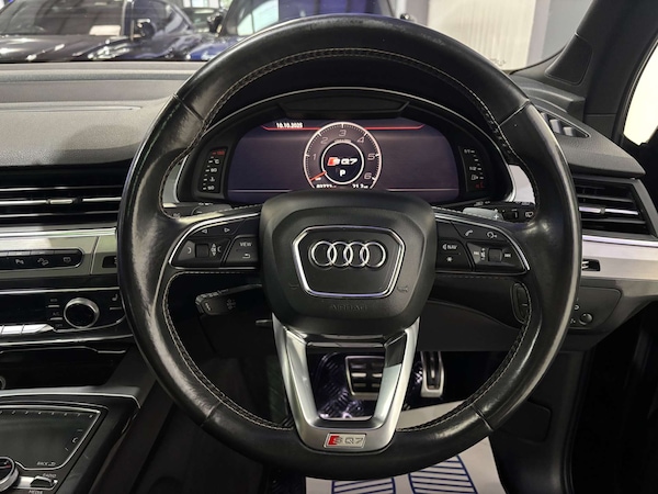 Used Audi Q7 2018 for sale - 76235446: Photo 69